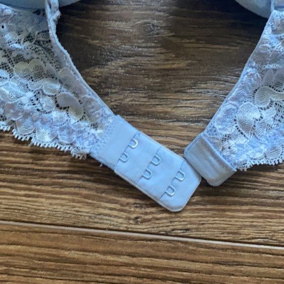 Victoria’s Secrets Push Up Bra - Picture 4 of 5